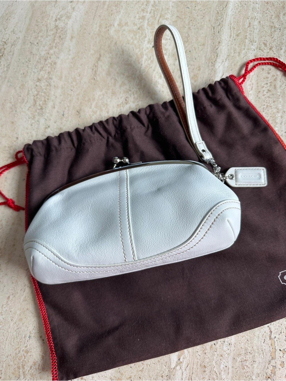 Coach White Leather Kiss-Lock Wristlet Clutch